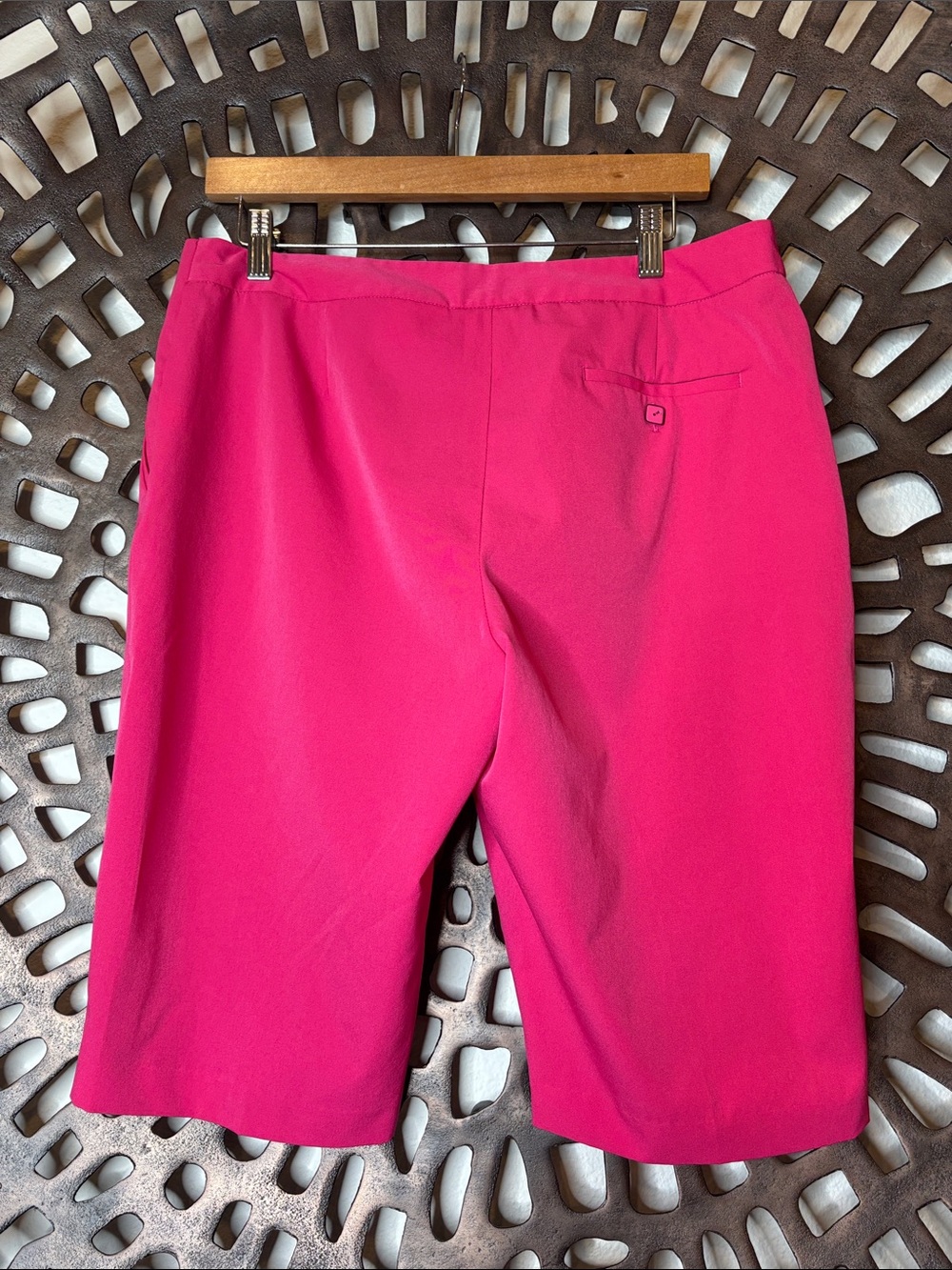 🩷 EP Pro Women’s Golf Shorts Size 10 Hot Pink Stretch Pockets Performance 🩷 - Picture 2 of 9